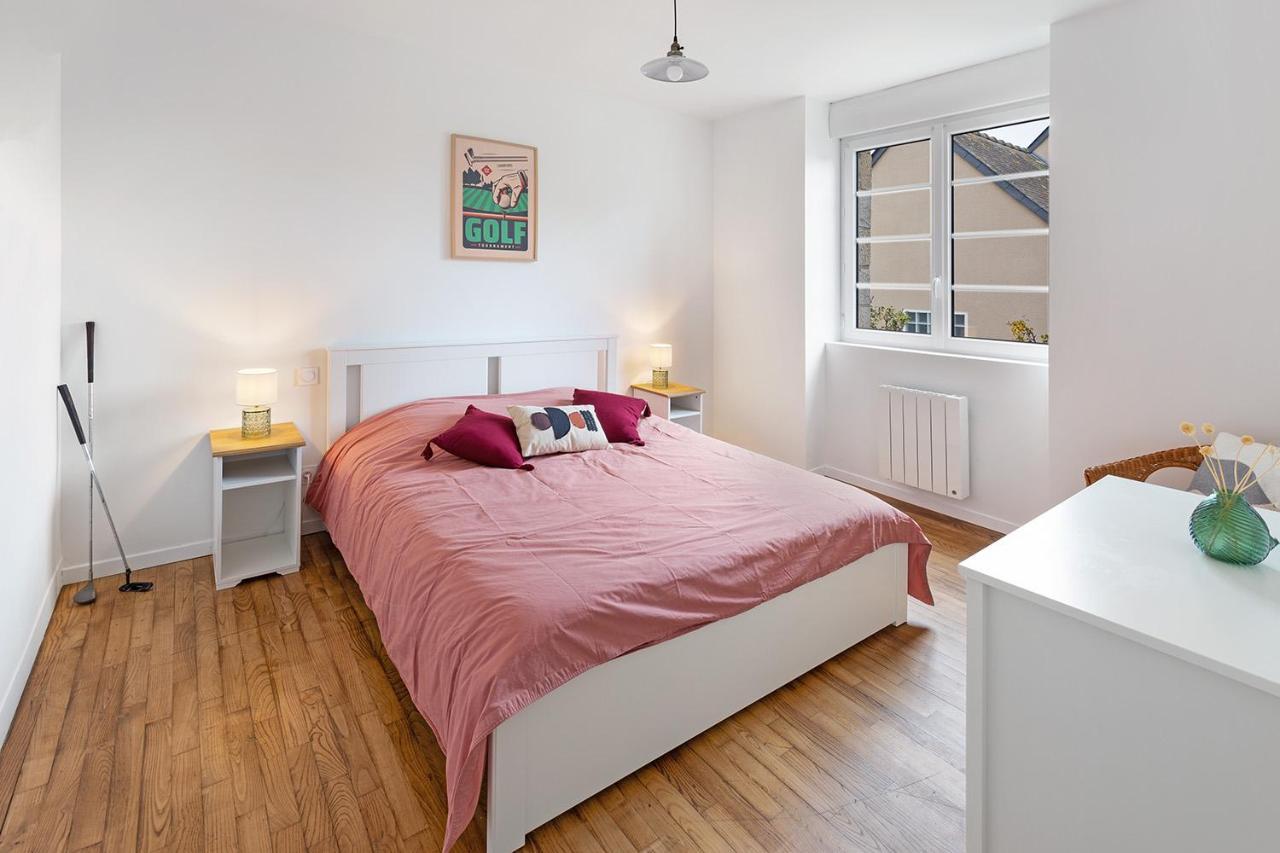 Апартаменты Loft British Au Pied Du Mont ! Понторсон Экстерьер фото
